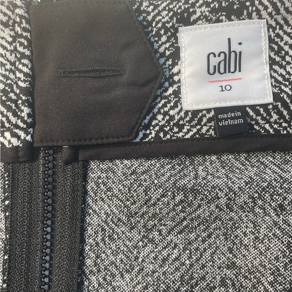 CABI Skirt Black White Tweed Sz 10 Stretch Back Zip EUC - Picture 5 of 7